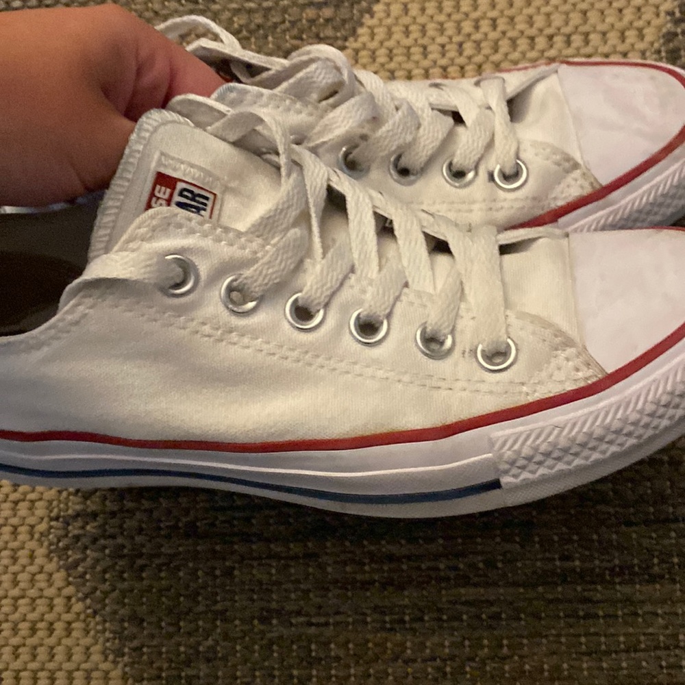 Size 7 Womens Converse